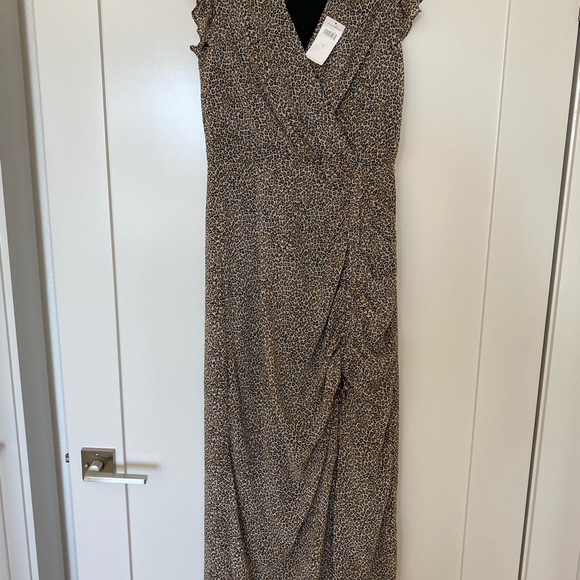 BANANA REPUBLIC RUCHED LEOPARD PRINT DRESS - Picture 2 of 4